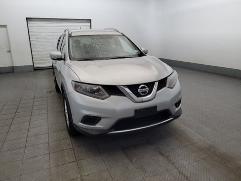 Used 2015 Nissan Rogue SV AWD/4WD image 14