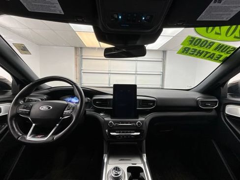 Used 2020 Ford Explorer ST w/ Premium Technology Package AWD/4WD image 4