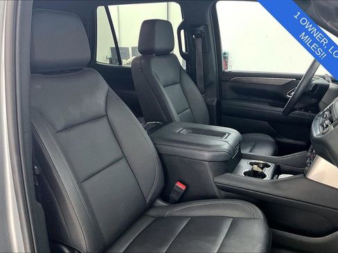 Used 2024 Chevrolet Tahoe LT w/ Luxury Package image 11