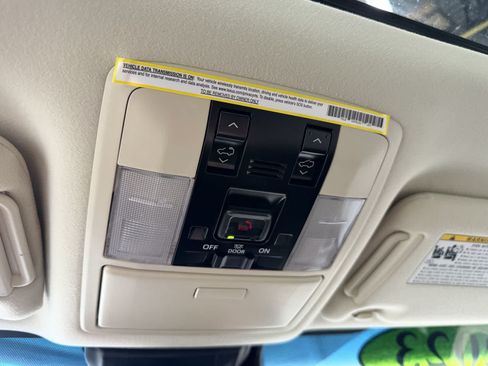 Used 2023 Lexus GX 460 Premium AWD/4WD image 19