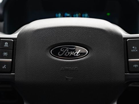 Used 2024 Ford F150 Lariat AWD/4WD image 30