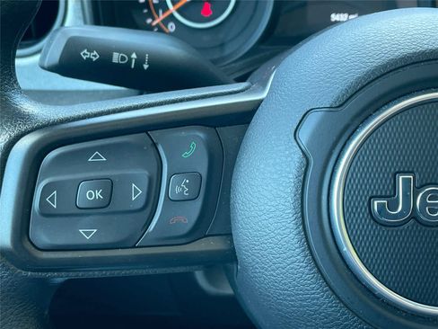 Used 2025 Jeep Wrangler Unlimited Sport AWD/4WD image 18
