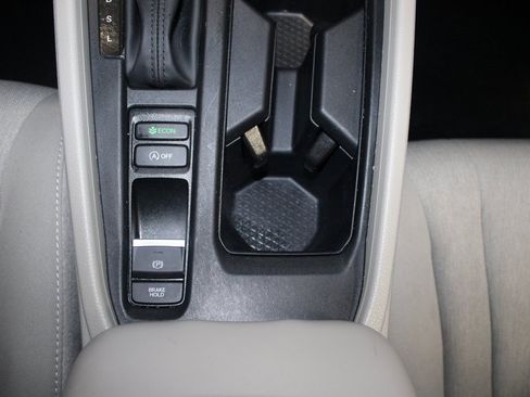 Certified 2024 Honda Accord EX image 28