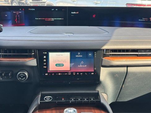 New 2025 Lincoln Navigator L Black Label image 14