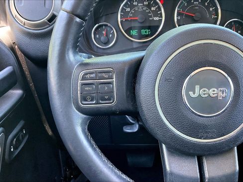 Used 2017 Jeep Wrangler Unlimited Sport w/ Quick Order Package 24S AWD/4WD image 16