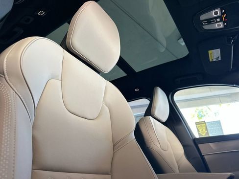 New 2026 Volvo XC90 T8 Plus w/ Protection Package Premier image 17