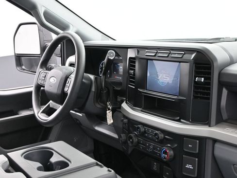 Used 2023 Ford F250 XL w/ XL Chrome Package RWD image 24