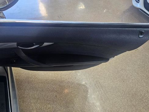 Used 2009 BMW Z4 sDrive35i image 9