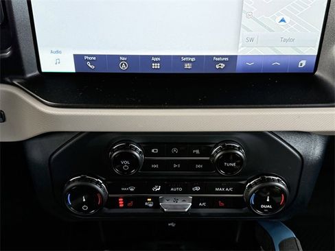 Certified 2022 Ford Bronco Wildtrak image 10