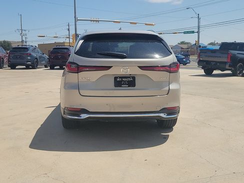 Used 2024 MAZDA CX-90 3.3 Turbo w/ Premium Package AWD/4WD image 4