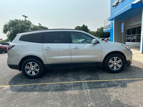 Used 2017 Chevrolet Traverse LT AWD/4WD image 7