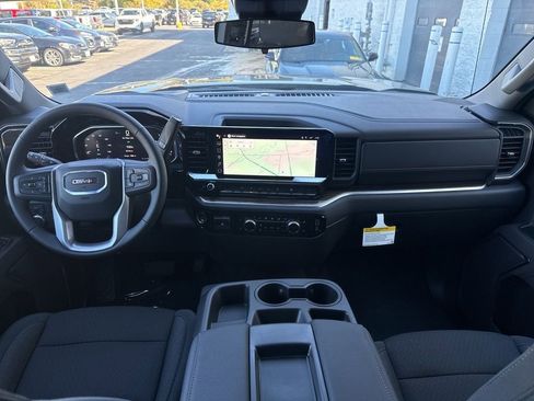 New 2026 GMC Sierra 1500 Elevation image 6