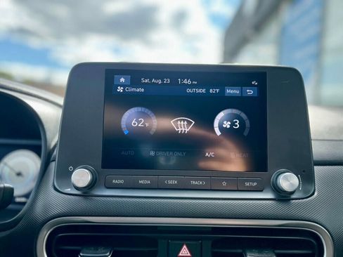 Used 2022 Hyundai Kona SEL w/ Convenience Package image 21