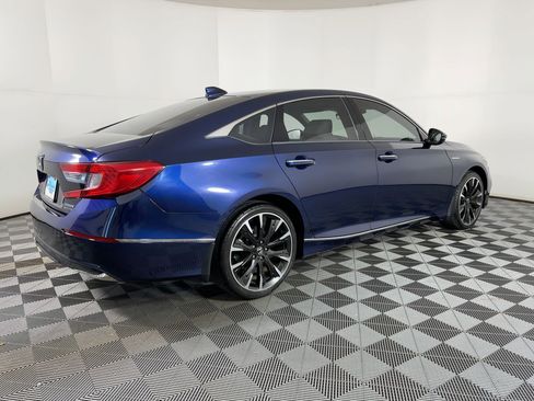 Used 2020 Honda Accord Touring image 7