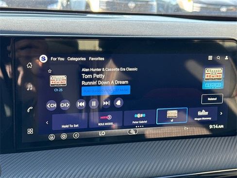 New 2026 Nissan Kicks SR image 23