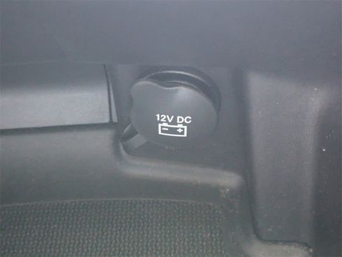 Used 2013 Jeep Grand Cherokee Laredo image 31