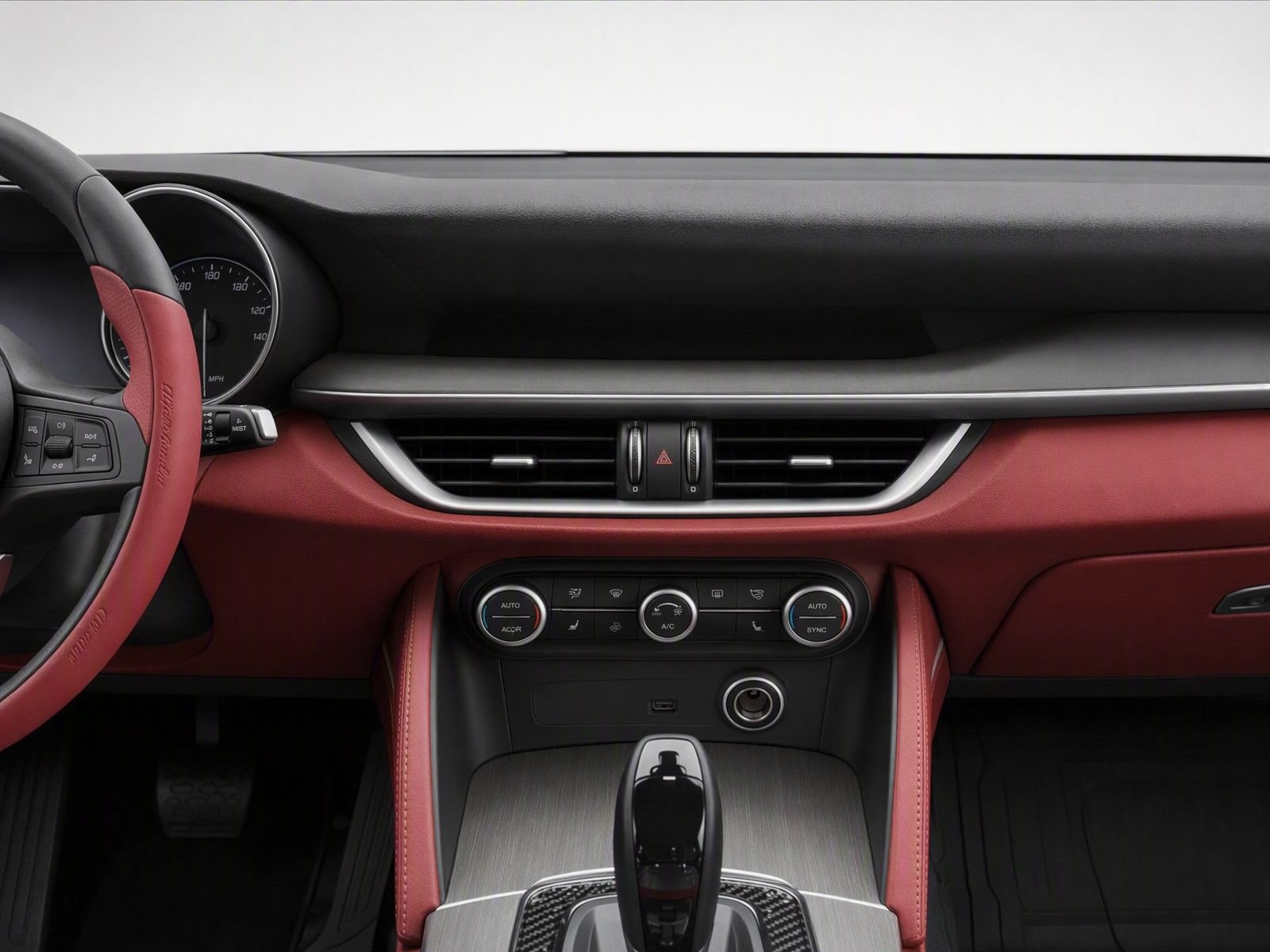 Used 2018 Alfa Romeo Stelvio Ti AWD/4WD image 19