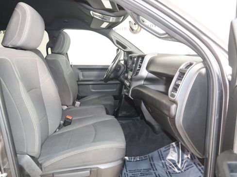 Used 2024 RAM 3500 Tradesman w/ Chrome Appearance Group image 10