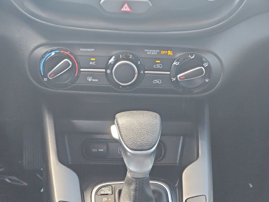 Used 2020 Kia Soul LX FWD image 21