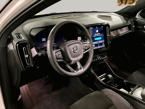 Used 2023 Volvo XC40 Recharge Ultimate w/ Protection Package Premier AWD/4WD image 17