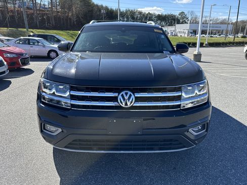 Used 2018 Volkswagen Atlas SEL image 3