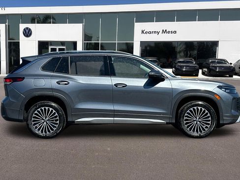 New 2025 Volkswagen Tiguan S image 3