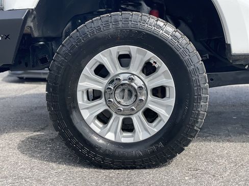 Used 2017 Ford F250 XL w/ Power Equipment Group image 38