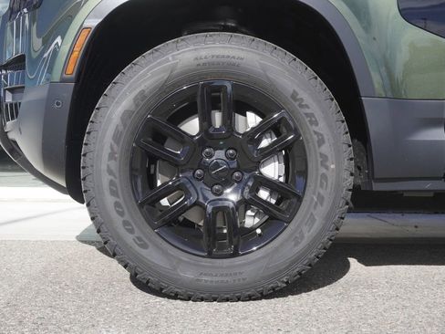 New 2026 Land Rover Defender 110 S image 33