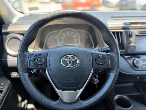Used 2013 Toyota RAV4 XLE FWD image 20