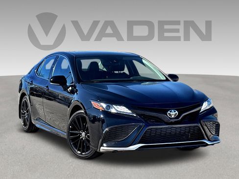 Used 2024 Toyota Camry XSE image 1