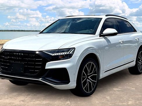Used 2020 Audi Q8 Premium Plus w/ Premium Plus Package AWD/4WD image 1