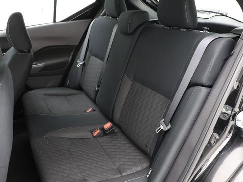 Used 2024 Nissan Kicks SV image 11