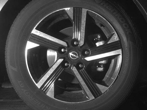 Used 2025 Nissan Sentra SV image 13