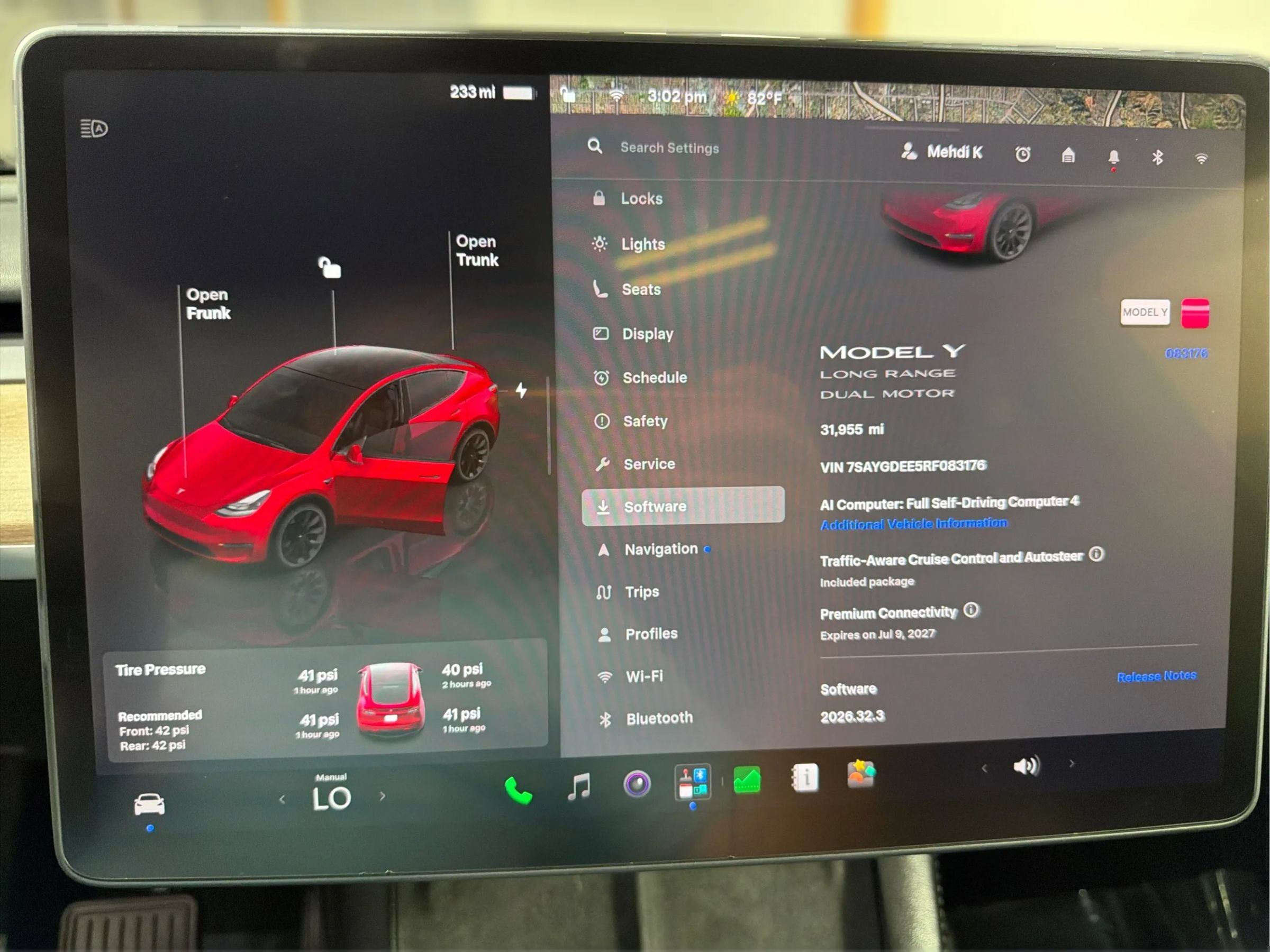Used 2024 Tesla Model Y Long Range AWD/4WD image 29
