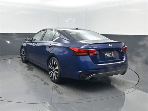 Used 2021 Nissan Altima 2.0 SR image 3
