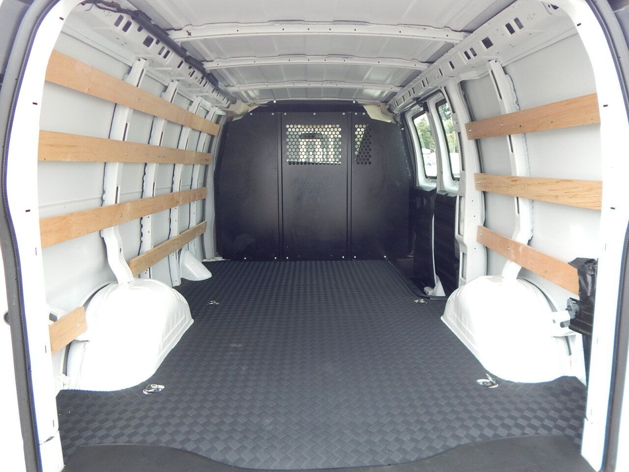 Used 2024 Chevrolet Express 2500 w/ Driver Convenience Package RWD image 14