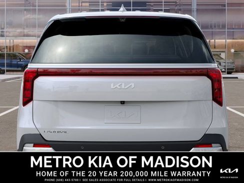 New 2026 Kia Carnival EX image 13