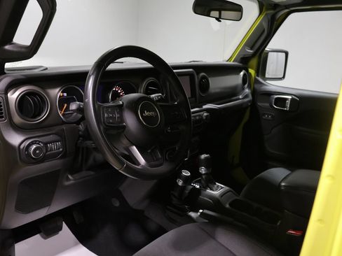 Used 2022 Jeep Wrangler Unlimited Sport w/ Xtreme Recon 35" Tire Package AWD/4WD image 14