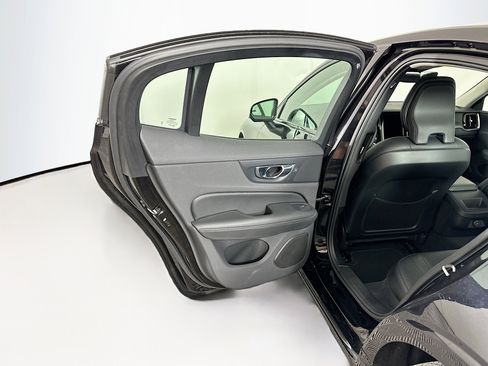 Used 2024 Volvo S60 B5 Core image 26