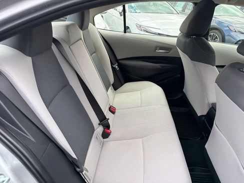 Used 2021 Toyota Corolla LE FWD image 13