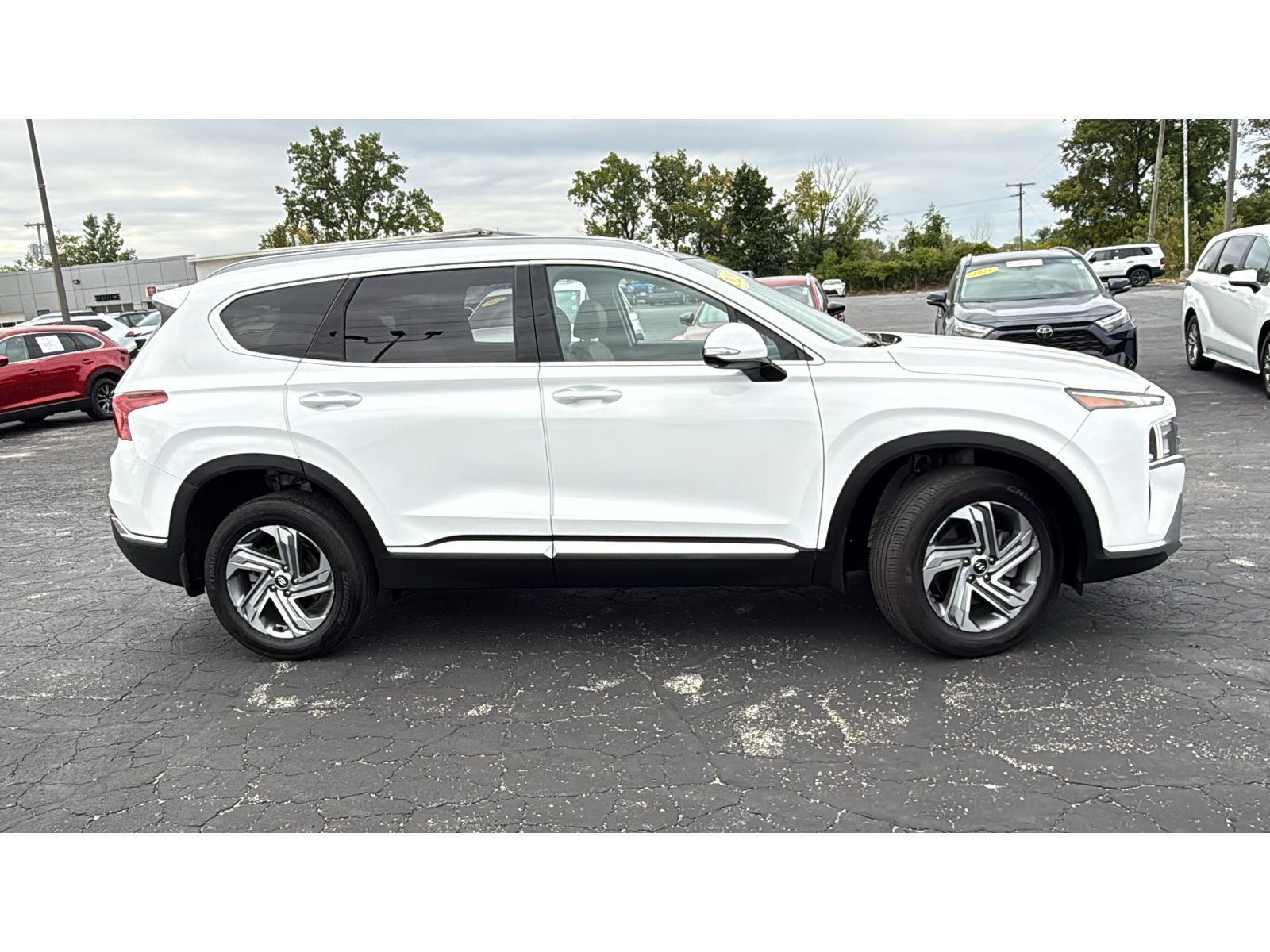 Used 2023 Hyundai Santa Fe SEL w/ Premium Package AWD/4WD image 9