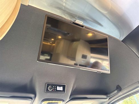 Used 2022 Mercedes-Benz Sprinter 3500 image 44