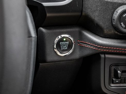 Used 2022 Ford Expedition Max Limited image 34