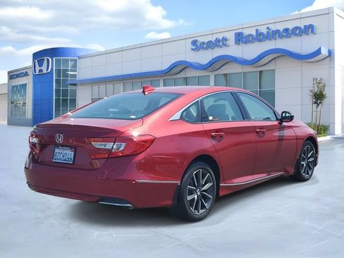 Certified 2021 Honda Accord EX-L image 4