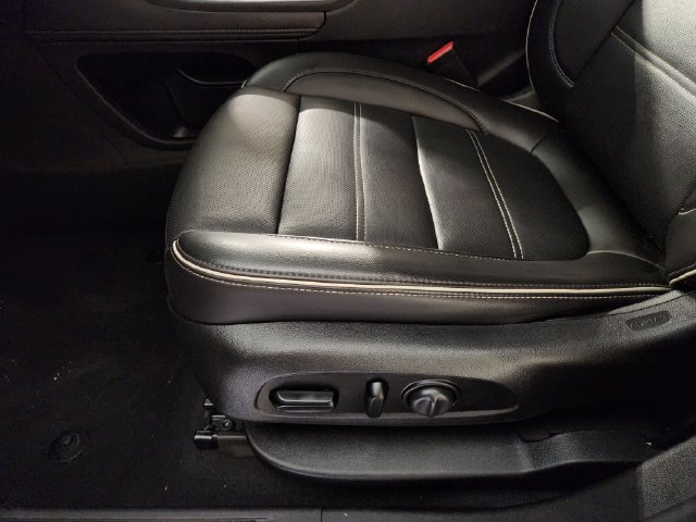 Used 2021 GMC Acadia Denali w/ Denali Technology Package FWD image 25