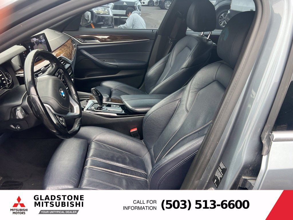 Used 2018 BMW 530e xDrive AWD/4WD image 9