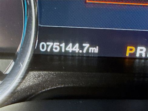 Used 2019 Ford Expedition Platinum image 4