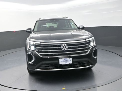 New 2026 Volkswagen Atlas SE AWD/4WD image 2
