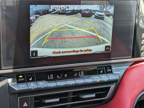 Used 2025 Toyota Camry XSE FWD image 13