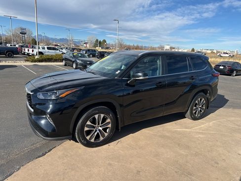 Used 2023 Toyota Highlander L image 33